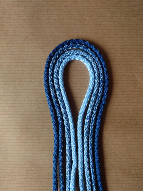 Hovedbilde Ombre tynn heklesnor 20-22
